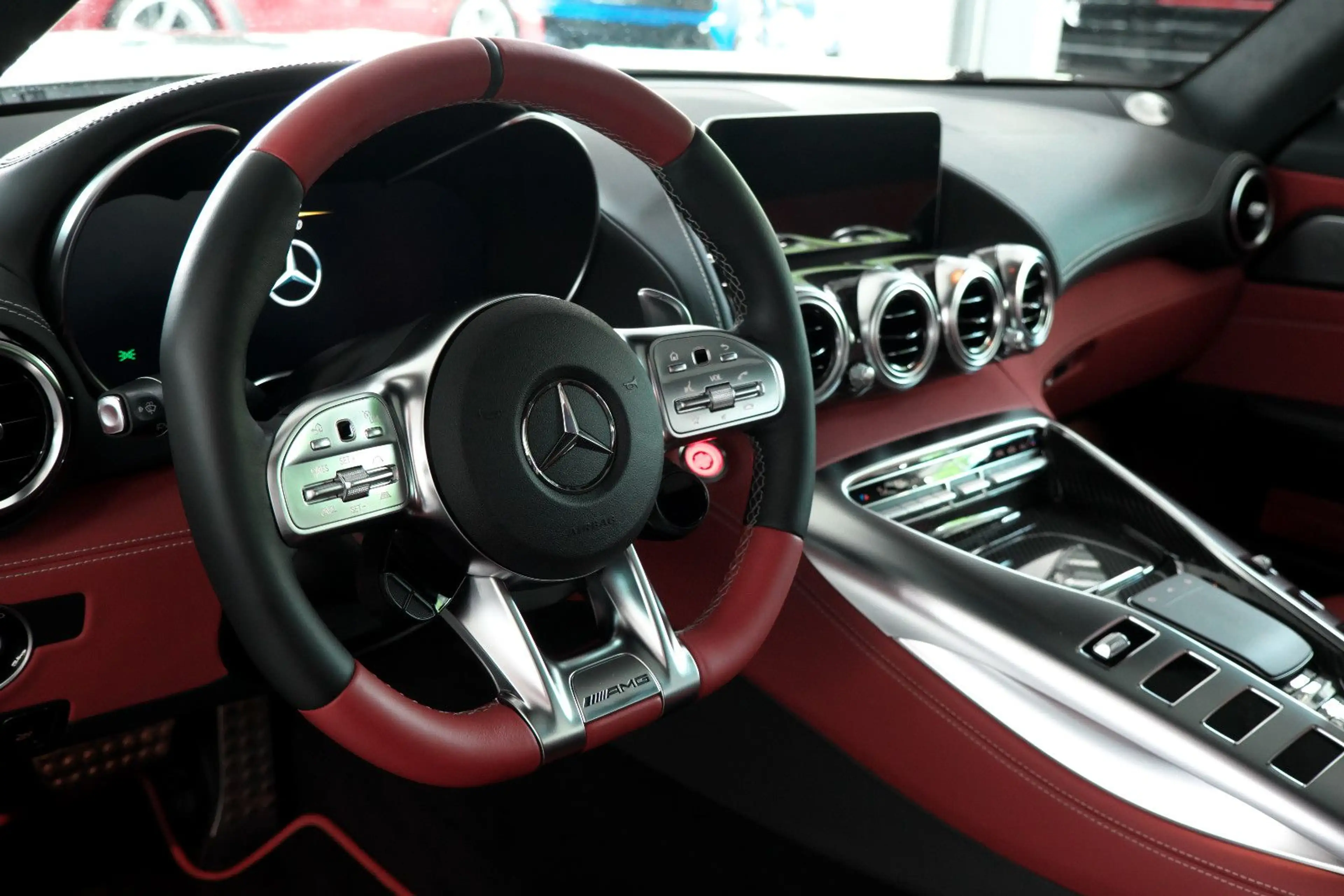 Mercedes-Benz AMG GT Coupe Burmester Hinterachslenkung DE — photo 13