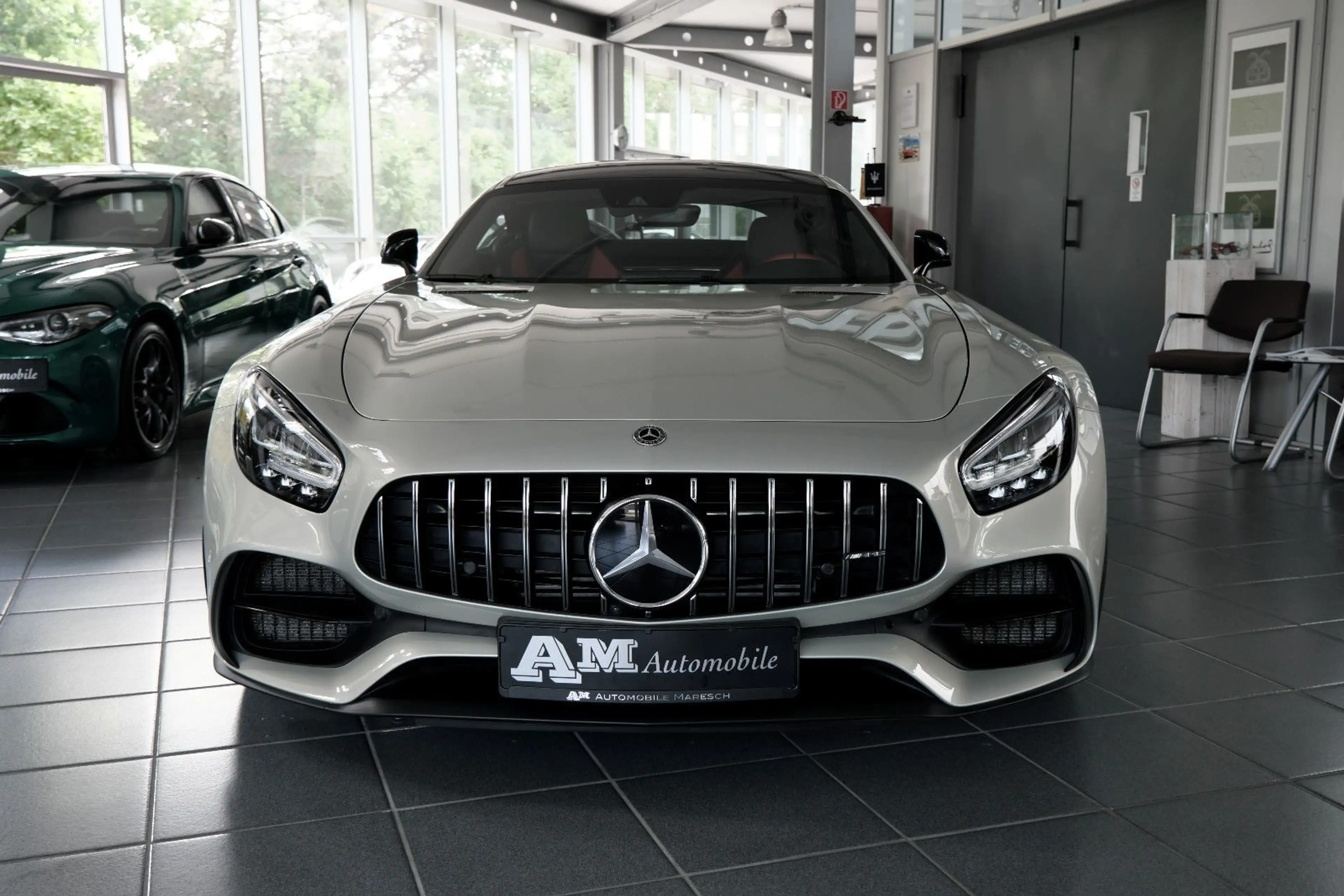 Mercedes-Benz AMG GT Coupe Burmester Hinterachslenkung DE — photo 2