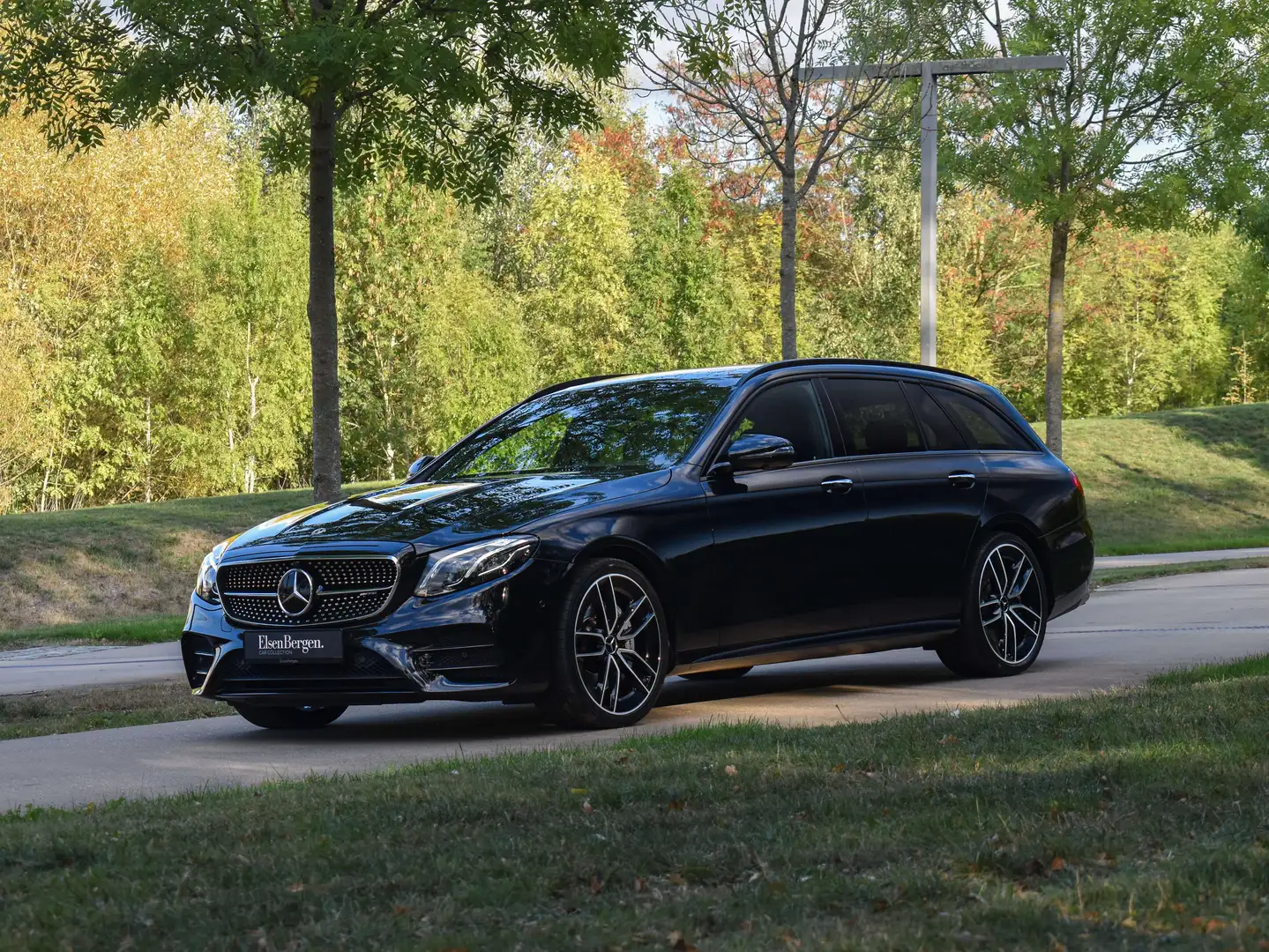 Mercedes-Benz E 53 AMG 4Matic+ T / Obsidian Black / 1st Owner Gris - 1