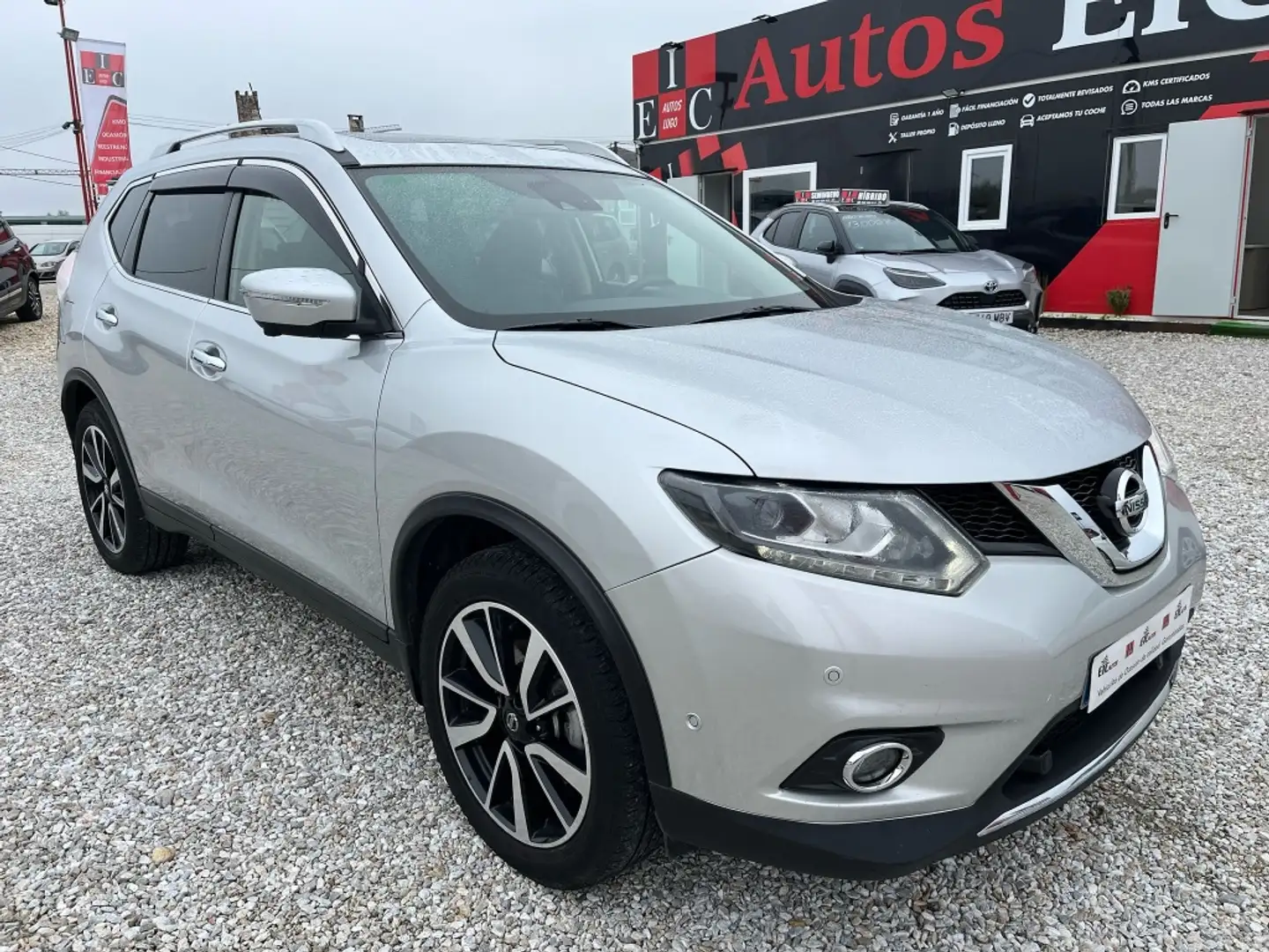 Nissan X-Trail 2.0 dCi N-Connecta 4x4-i XTronic 7 pl. Grigio - 1