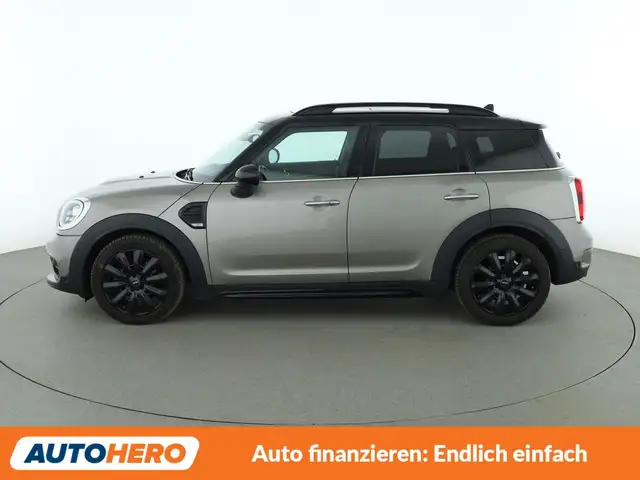 Mini Countryman view 3