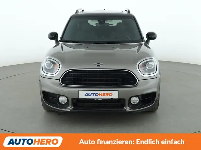 Mini Countryman view 9