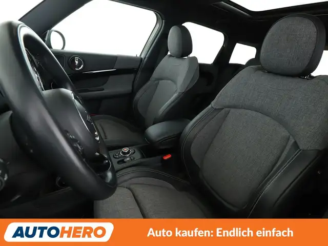Mini Cooper Cooper view 10