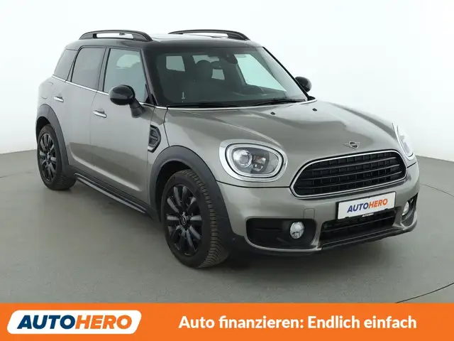 Mini Countryman view 8