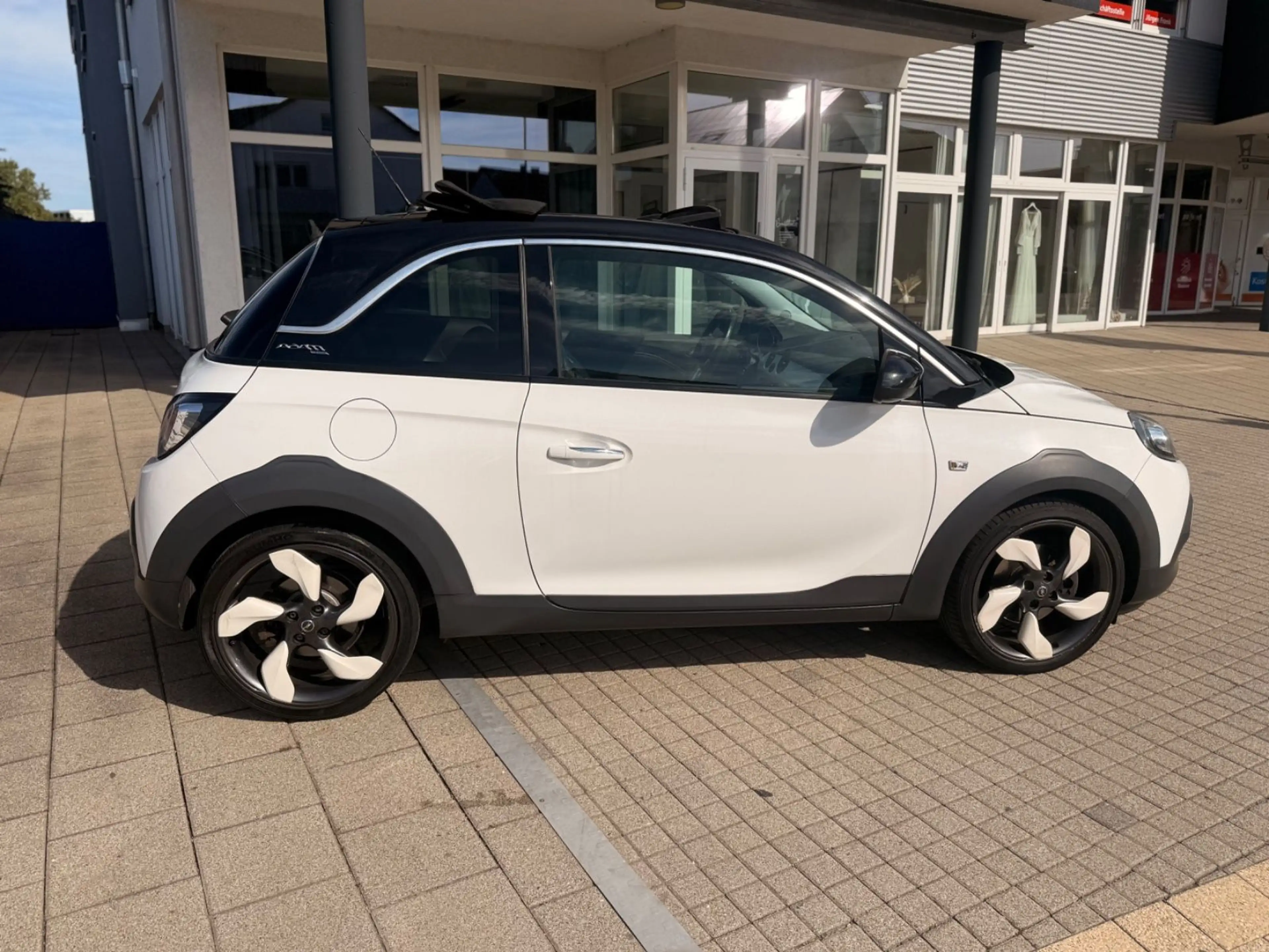 Opel Adam Rocks ecoFlex, 3.Hand, Faltdach, TüV 07.28 — photo 12