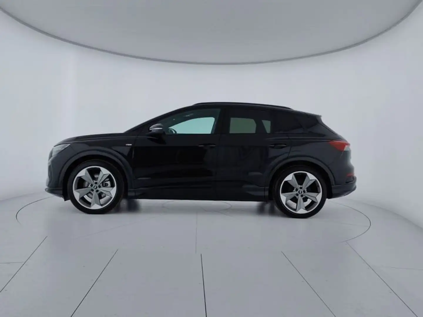 Audi Q4 e-tron Q4 45 e-tron quattro S line edition Nero - 2