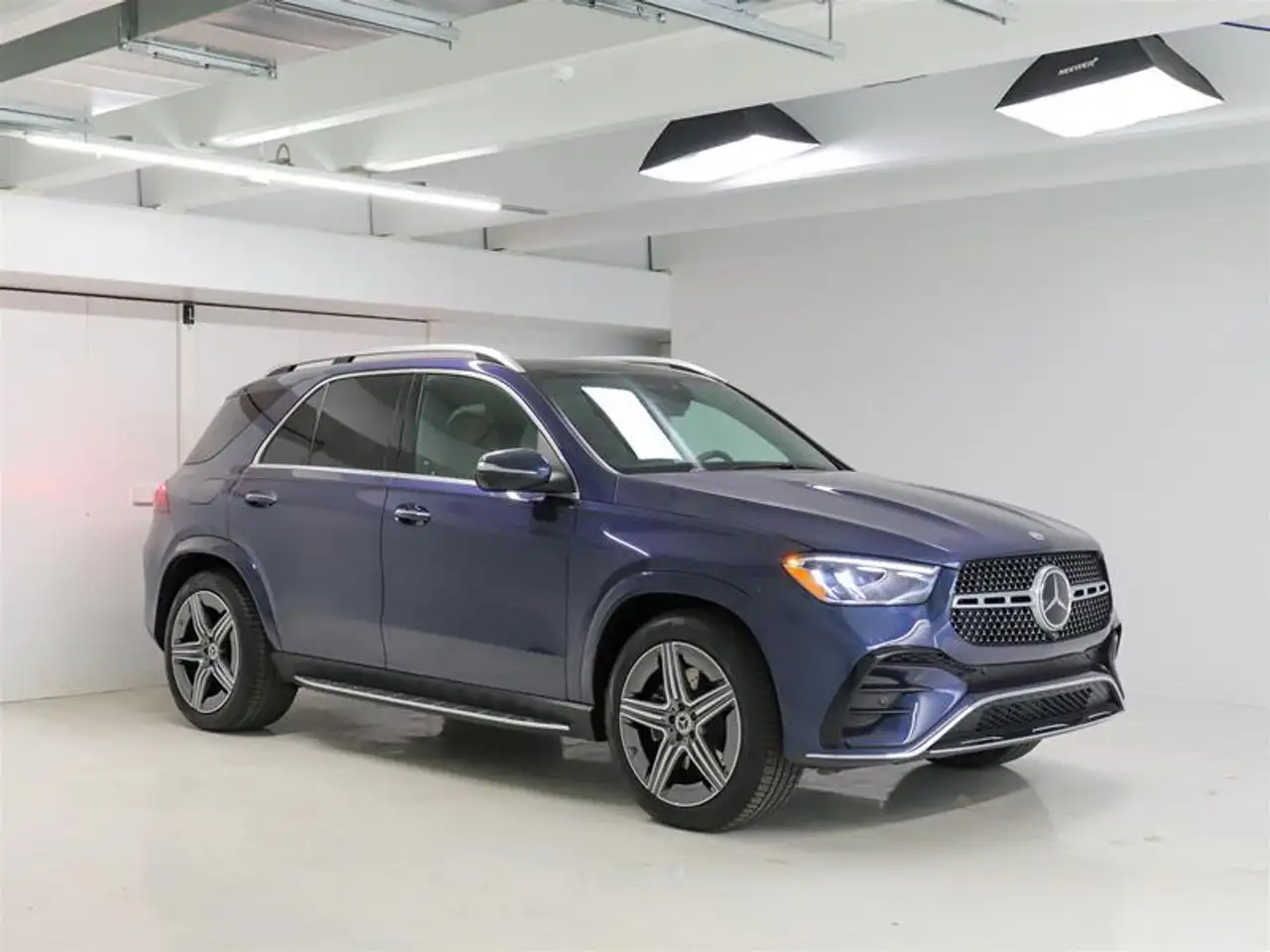 Mercedes-Benz GLE снимка Mercedes-Benz GLE