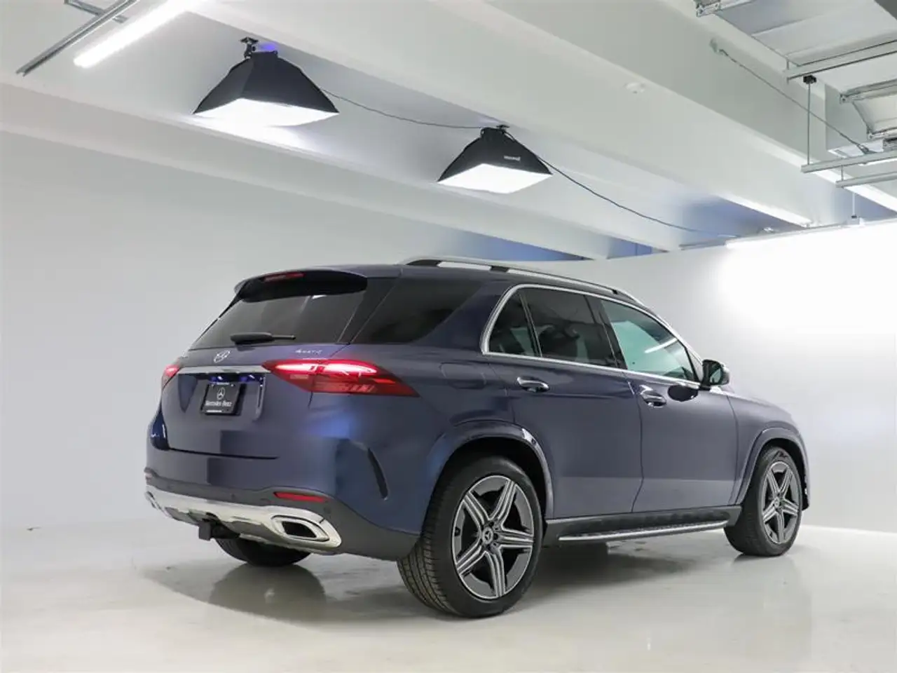 Mercedes-Benz GLE снимка Mercedes-Benz GLE