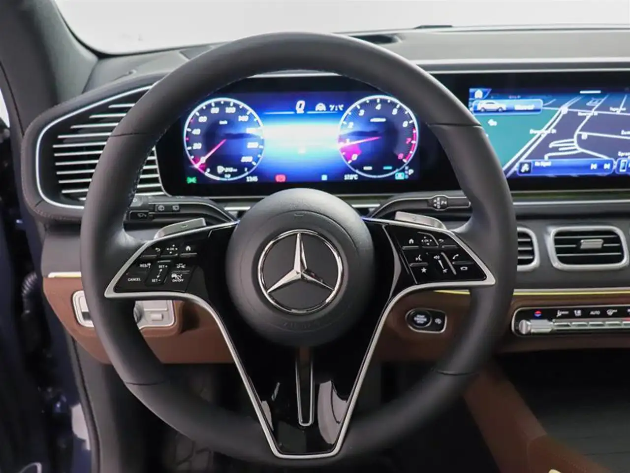 Mercedes-Benz GLE снимка Mercedes-Benz GLE