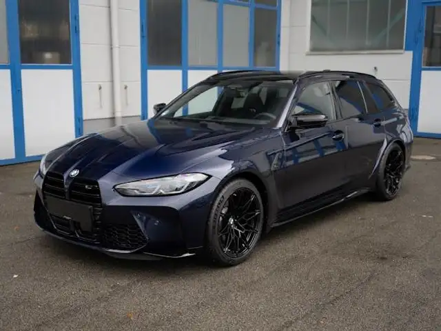 BMW M3 view 2