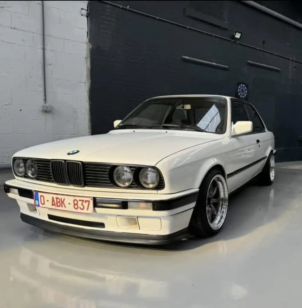 BMW 316 Білий - 1