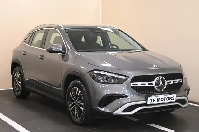 Mercedes-Benz GLA 180 GLA 180 d Automatic Advanced