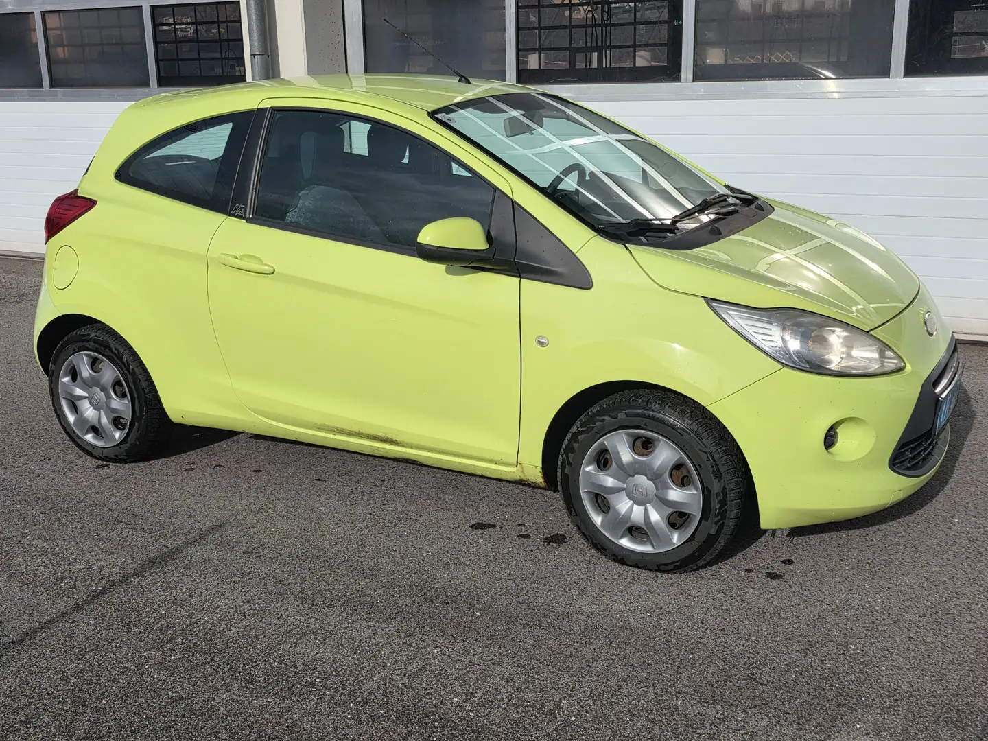 Ford Ka/Ka+ Ka 1,2 Ambiente Ambiente Gelb - 2