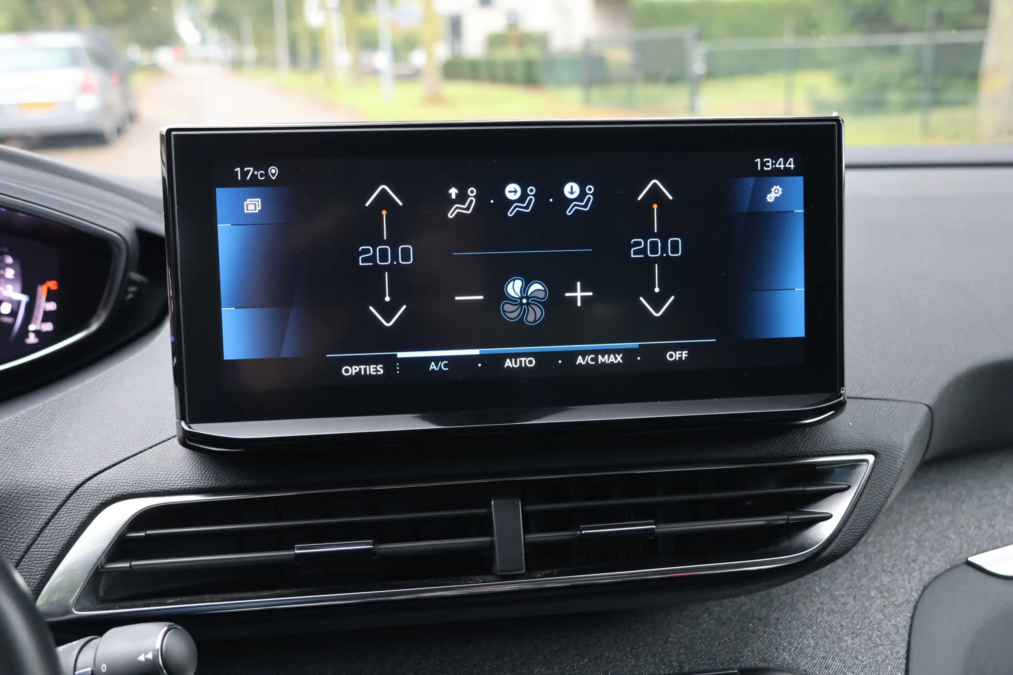 Peugeot 5008 1.5 BlueHDI Allure Pack Business | EX. EX. €10250 — photo 22