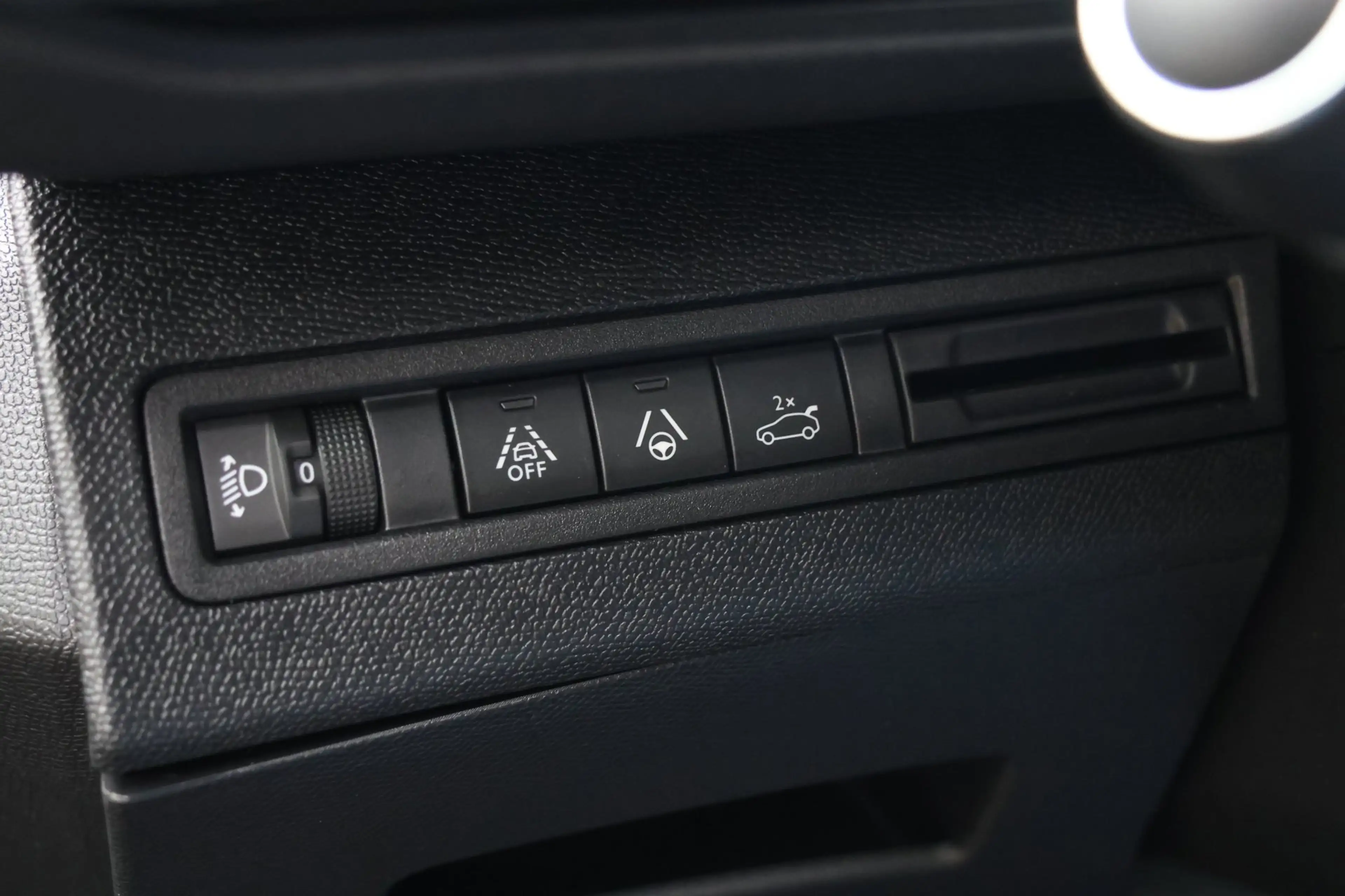 Peugeot 5008 1.5 BlueHDI Allure Pack Business | EX. EX. €10250 — photo 16