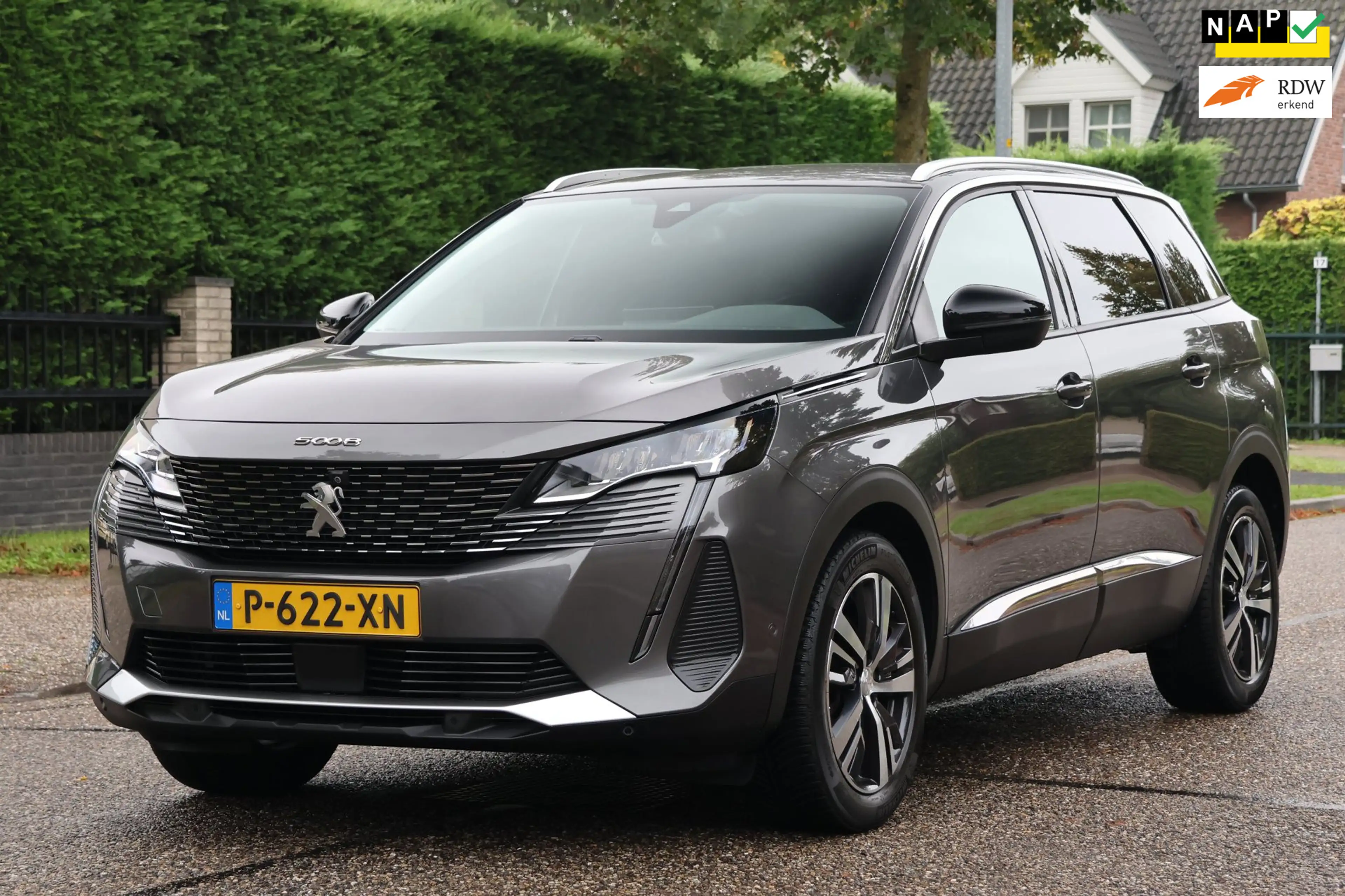 Peugeot 5008 1.5 BlueHDI Allure Pack Business | EX. EX. €10250