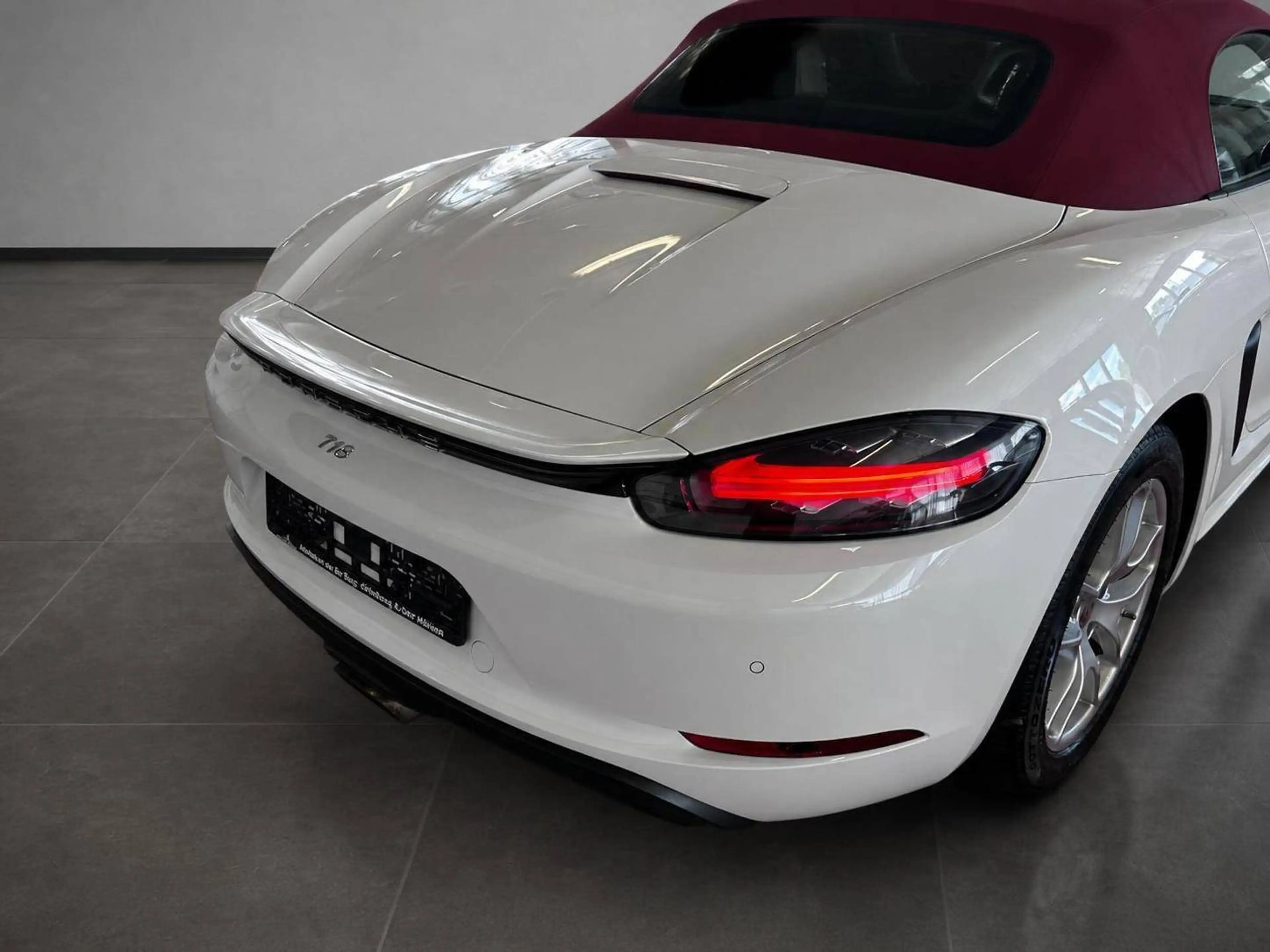 Porsche Boxster 718 PZ Scheckheftgepflegt — photo 9