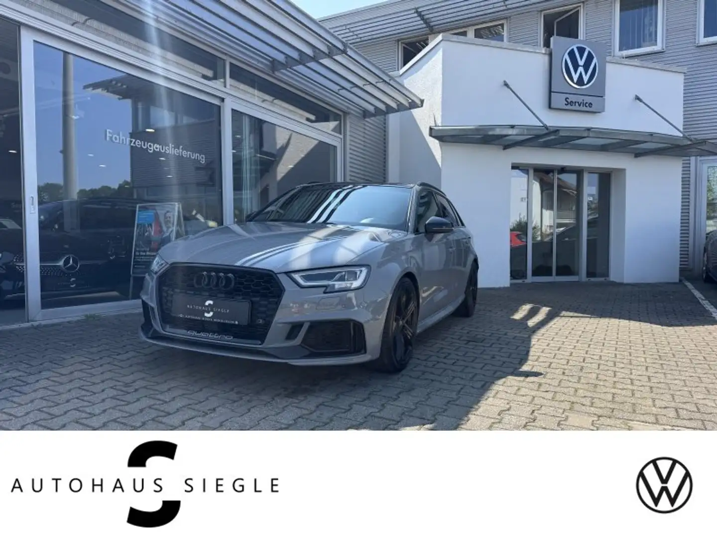 Audi RS3 3 Sportback 2.5 TFSI quattro Navi LED Pano Leder A Gris - 1