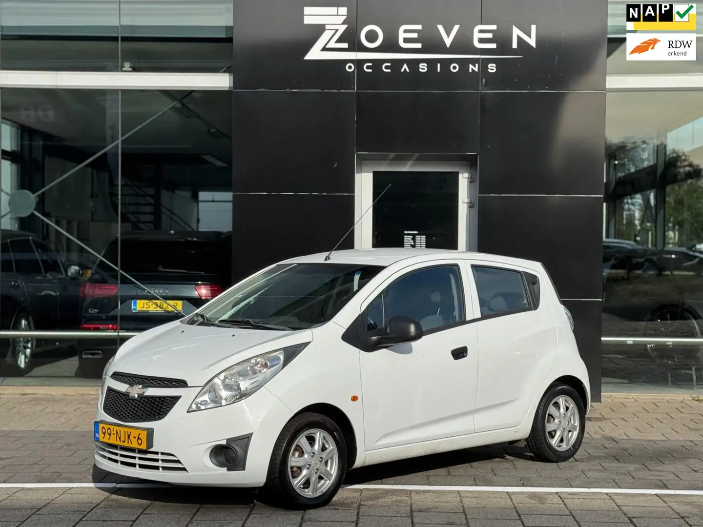 Chevrolet Spark 1.0 16V LE Wit - 1