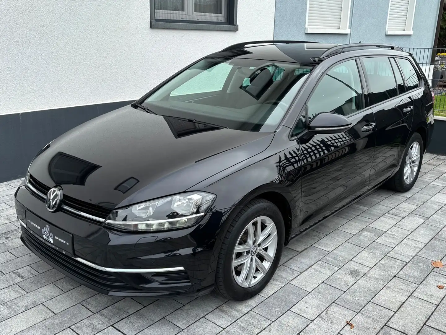 Volkswagen Golf VII Variant Comfortline BMT/Start-Stopp/AHK Schwarz - 1