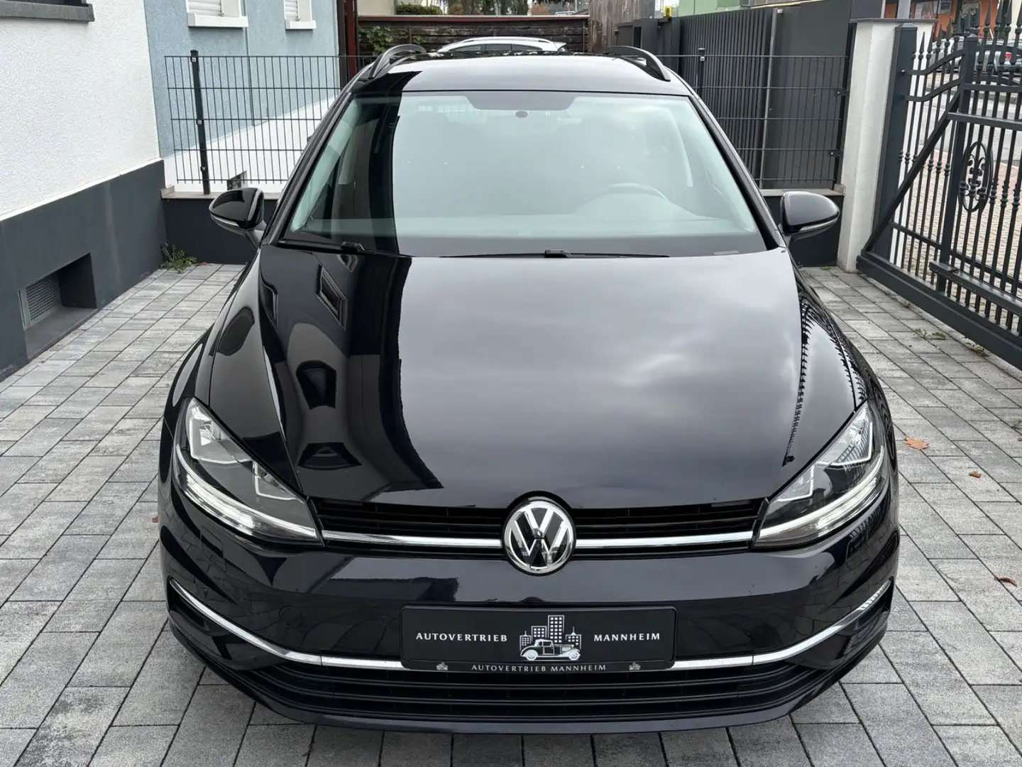Volkswagen Golf VII Variant Comfortline BMT/Start-Stopp/AHK Schwarz - 2