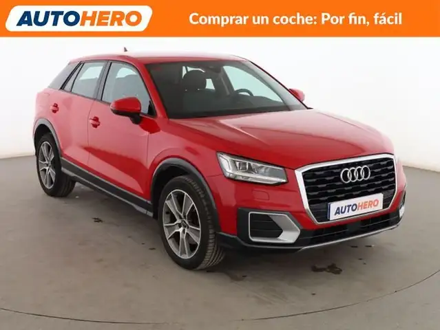 Audi Q2 view 8