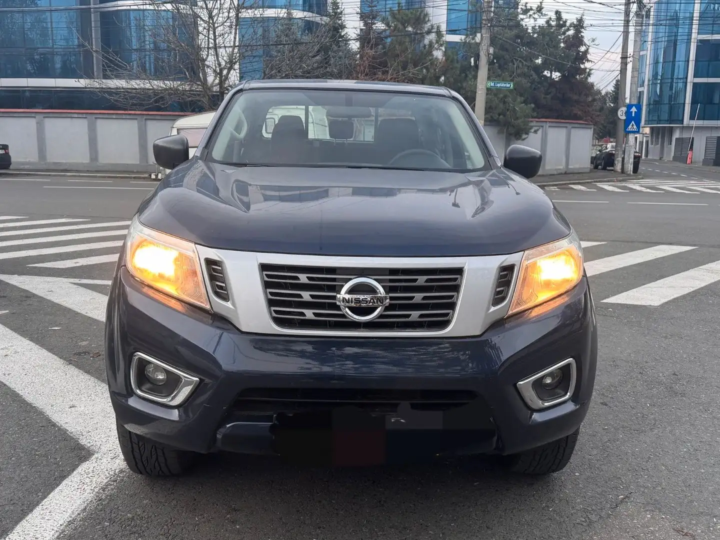 Nissan Navara NP300 Double Cab 4x4 Klima 1 Hd Blau - 2