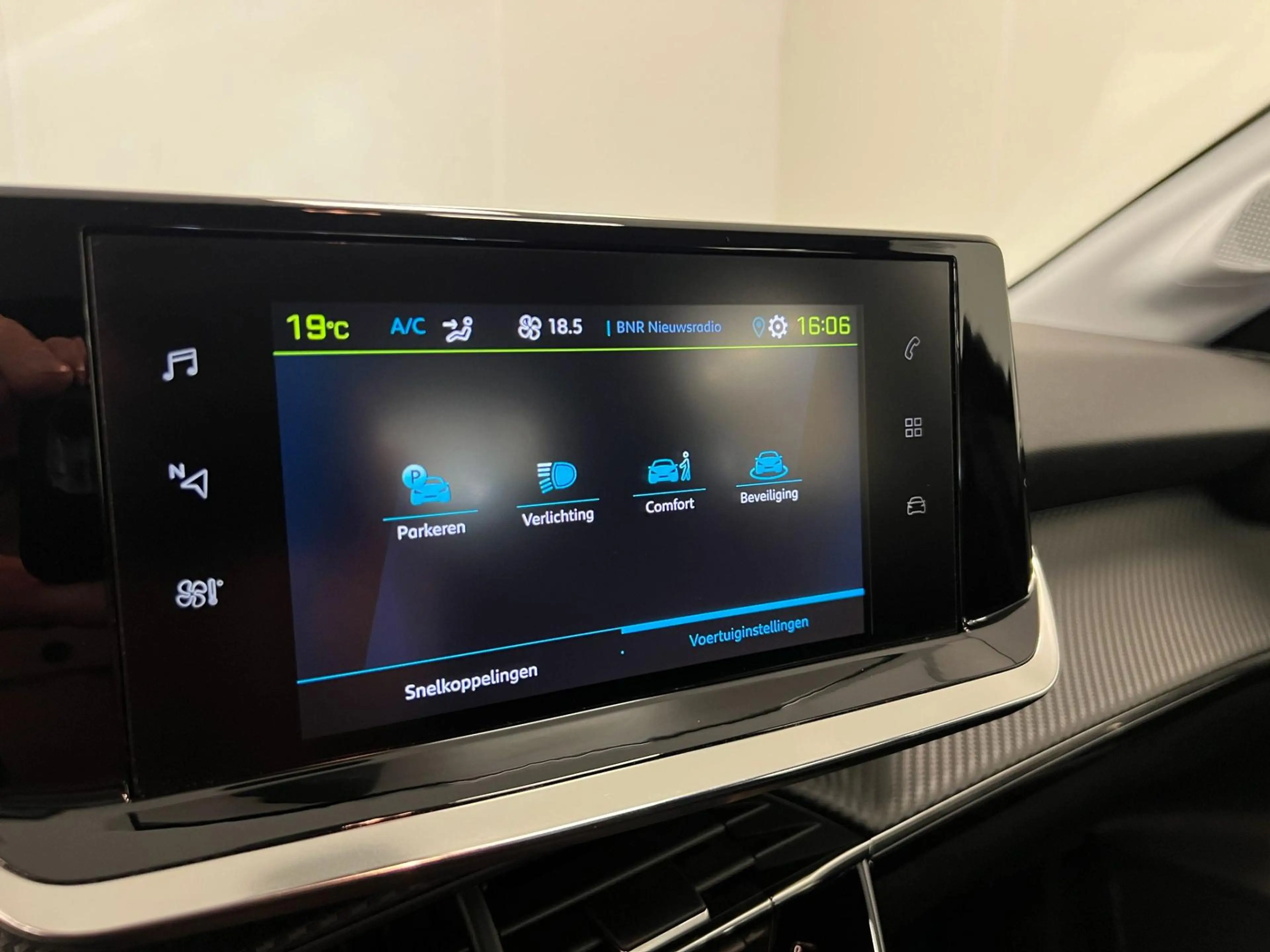 Peugeot e-208 EV Active 50 kWh / Stoelverw. / Pdc / SOH 100% / — photo 12
