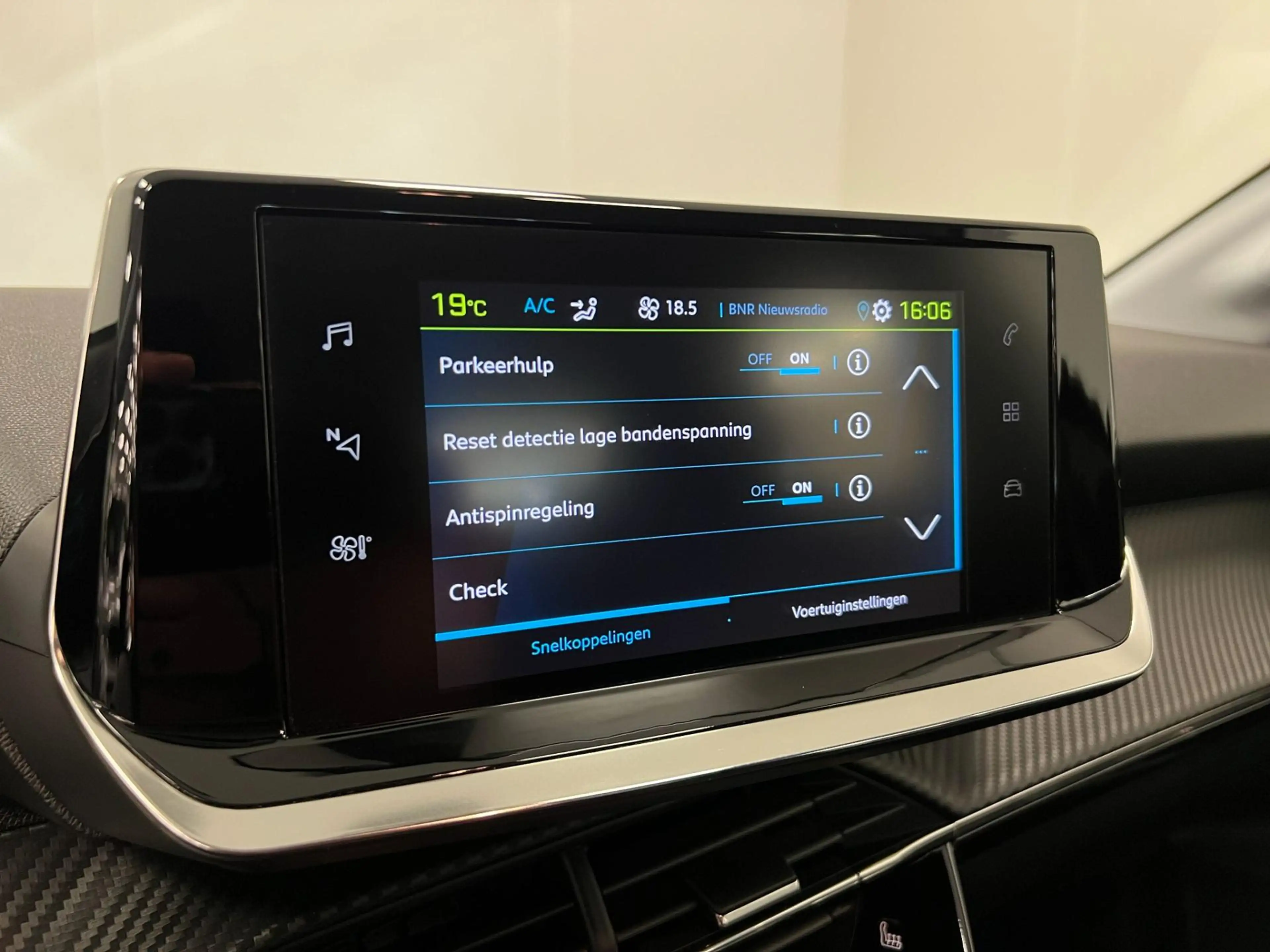 Peugeot e-208 EV Active 50 kWh / Stoelverw. / Pdc / SOH 100% / — photo 13