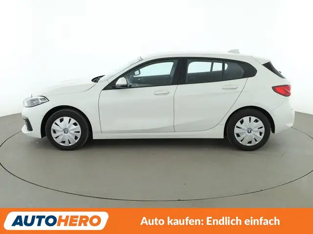 BMW 1 Series view 3