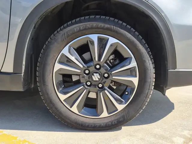 Suzuki Vitara view 13