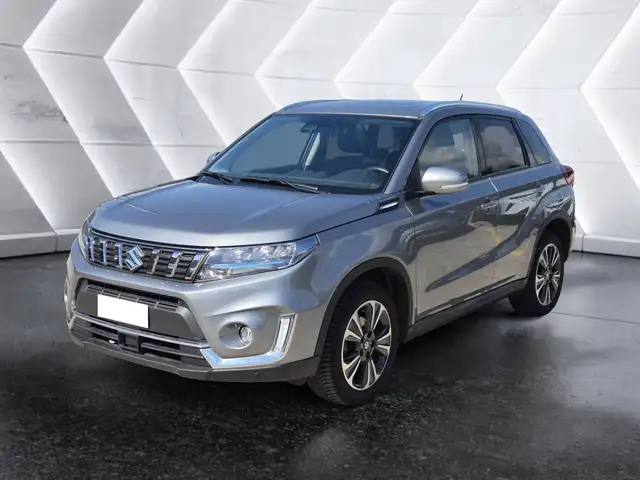 Suzuki Vitara main image