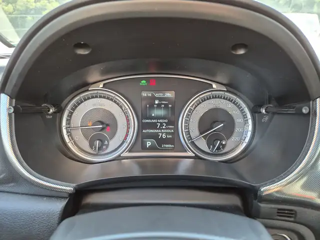 Suzuki Vitara view 14