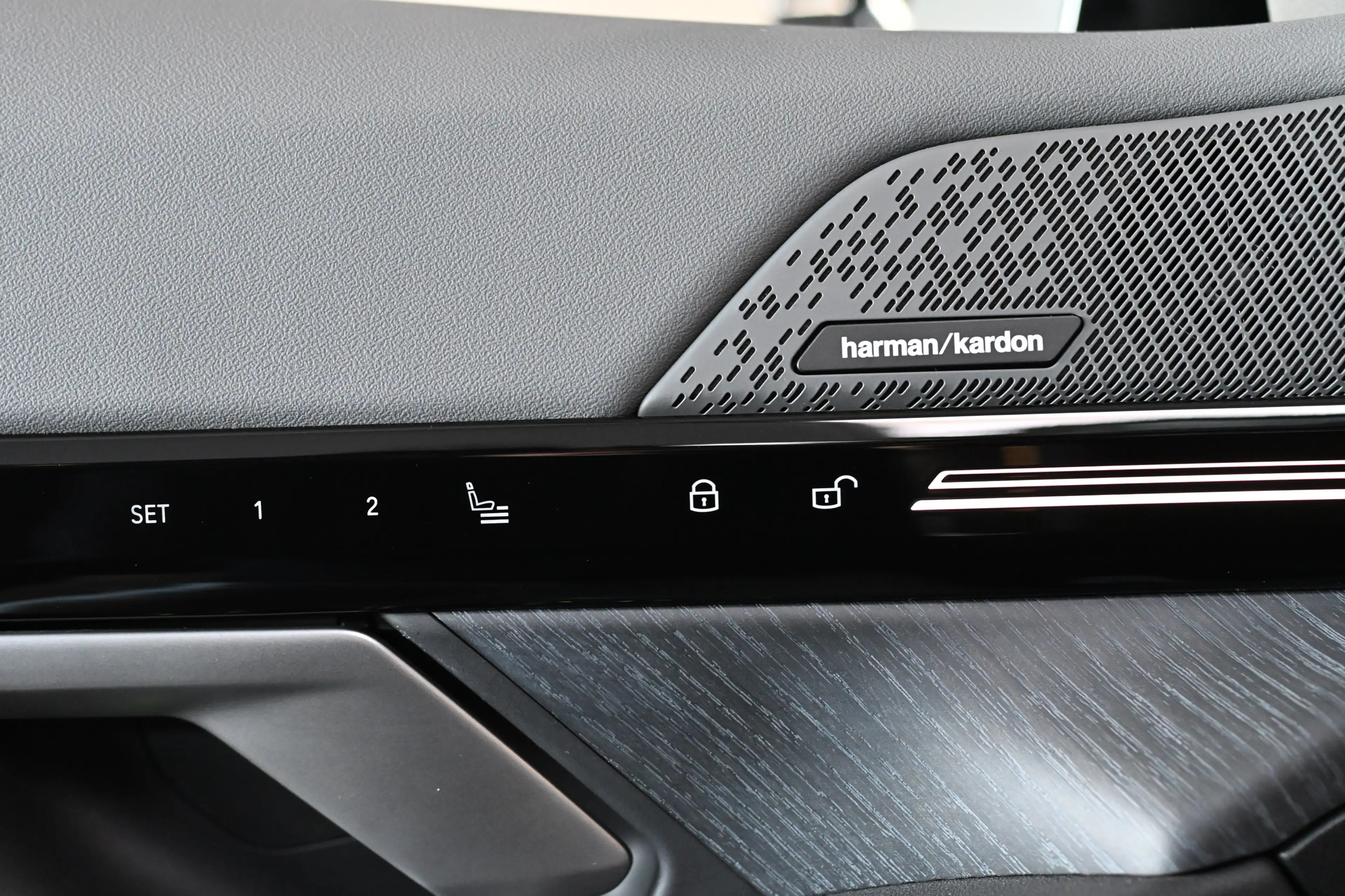 BMW 520 d Touring xDrive M Sport Pro Pano ACC StHz. — photo 15