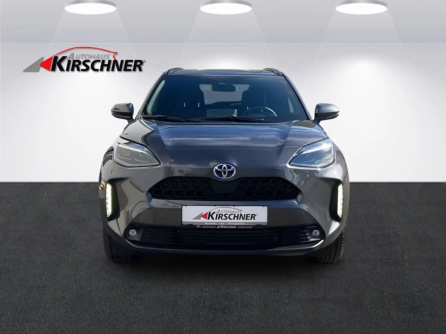 Toyota Yaris Cross 1,5 VVT-i Hybrid Active Drive Aut. Grau - 2