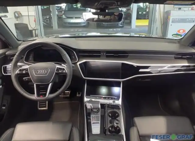 Audi A6 view 7