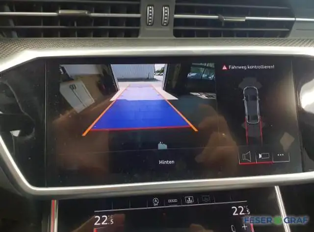 Audi A6 view 9