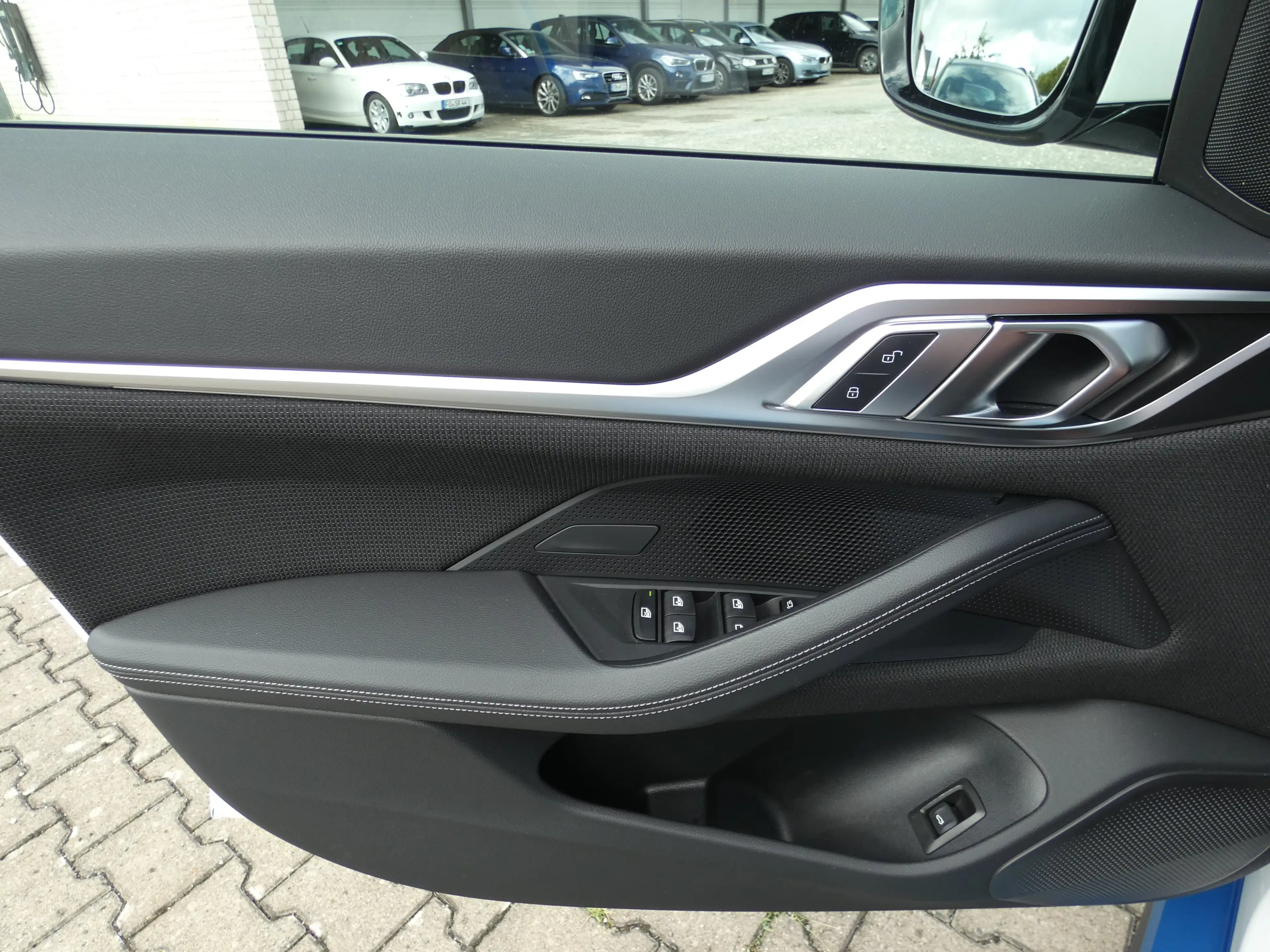 BMW i4 eDrive40 Gran Coupé HiFi DAB ACC + Stop&Go — photo 15