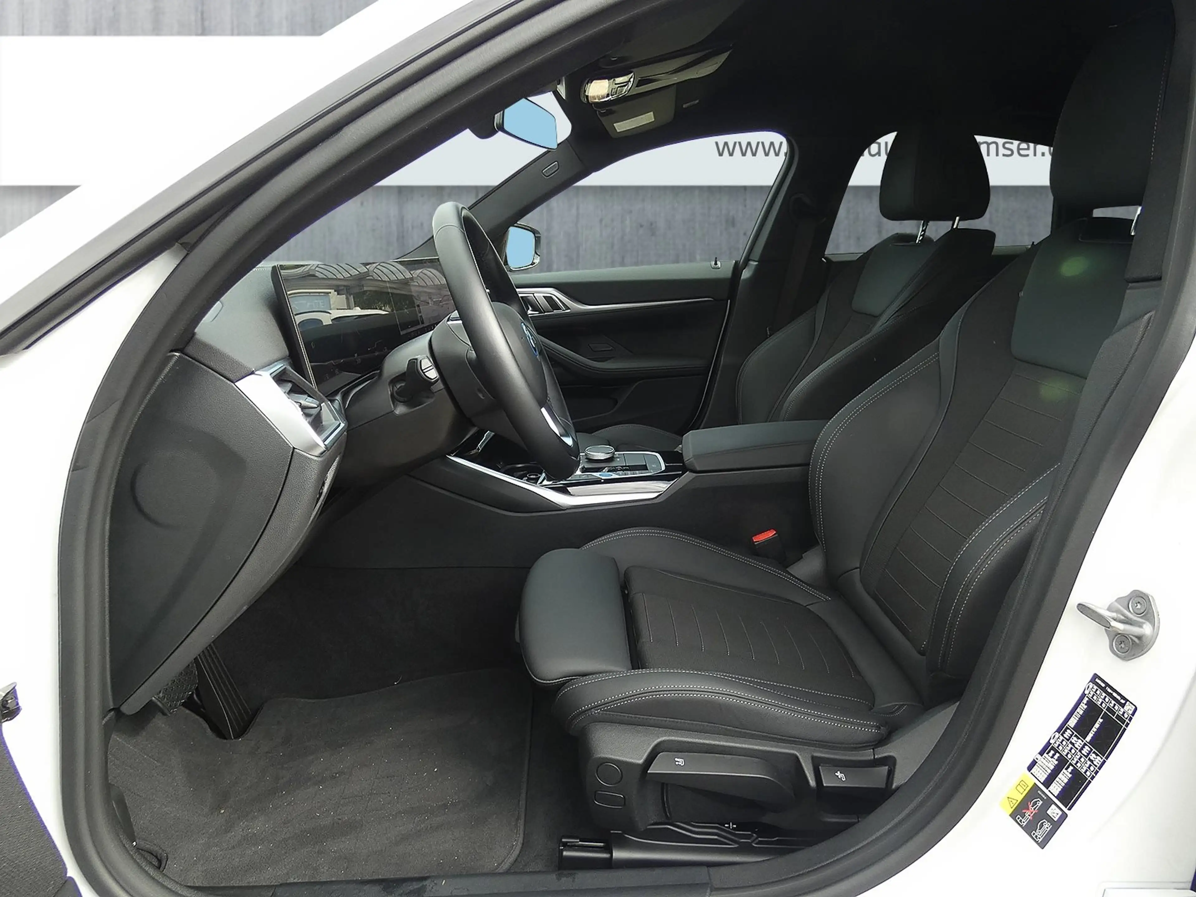 BMW i4 eDrive40 Gran Coupé HiFi DAB ACC + Stop&Go — photo 12