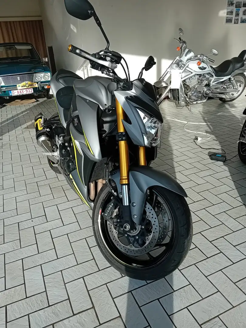 Suzuki GSX-S 1000 Srebrny - 1