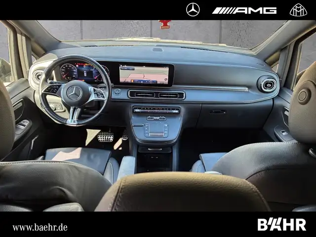 Mercedes-Benz V-Class view 4
