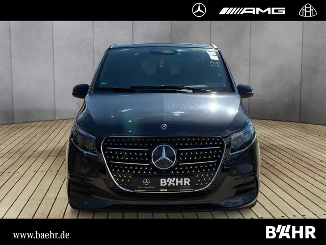 Mercedes-Benz V-Class view 7