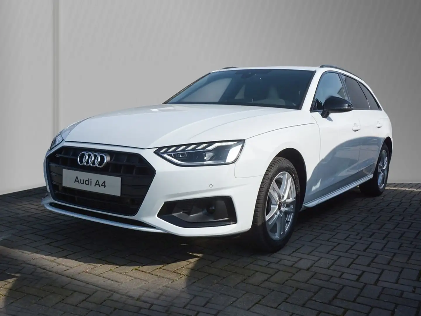 Audi A4 Avant 35 TDI advanced *AHK*NAVI*KAMERA*LED* Weiß - 2