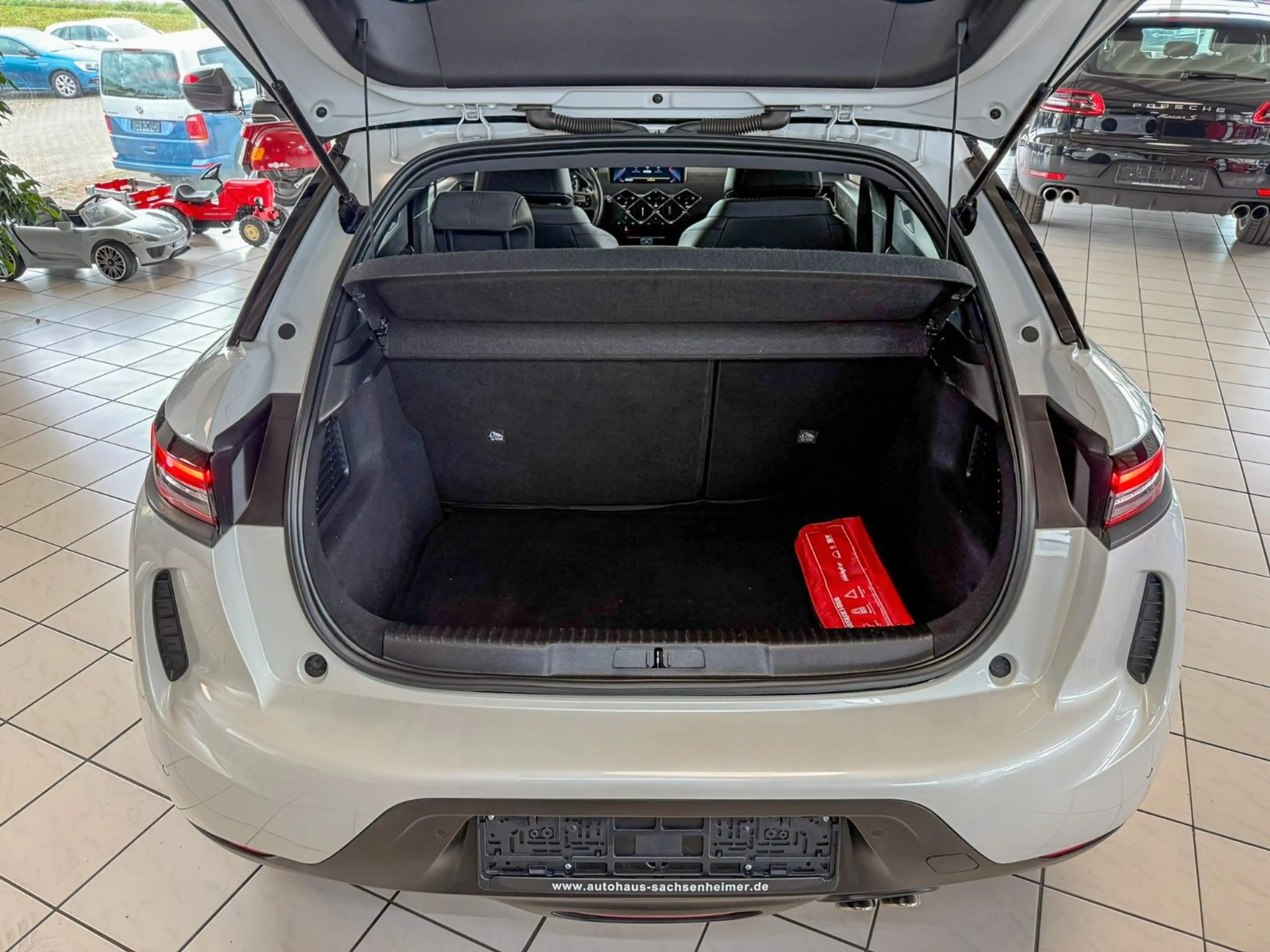 DS Automobiles DS 3 Crossback Performance Line | Kamera | ACC — photo 12