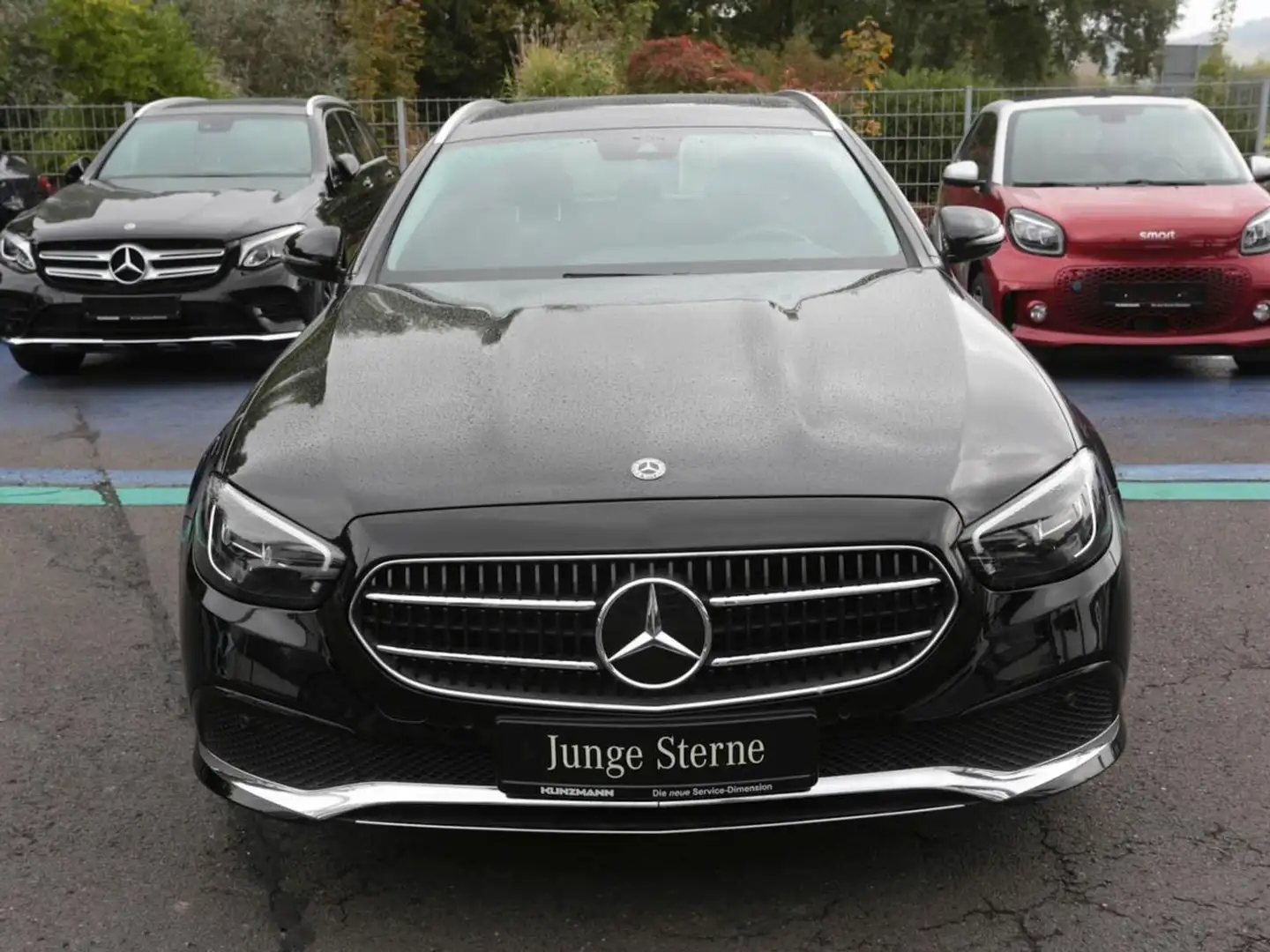 Mercedes-Benz E 300 de 4M T Avantgarde MBUX Navi Kamera Easy-P Schwarz - 2