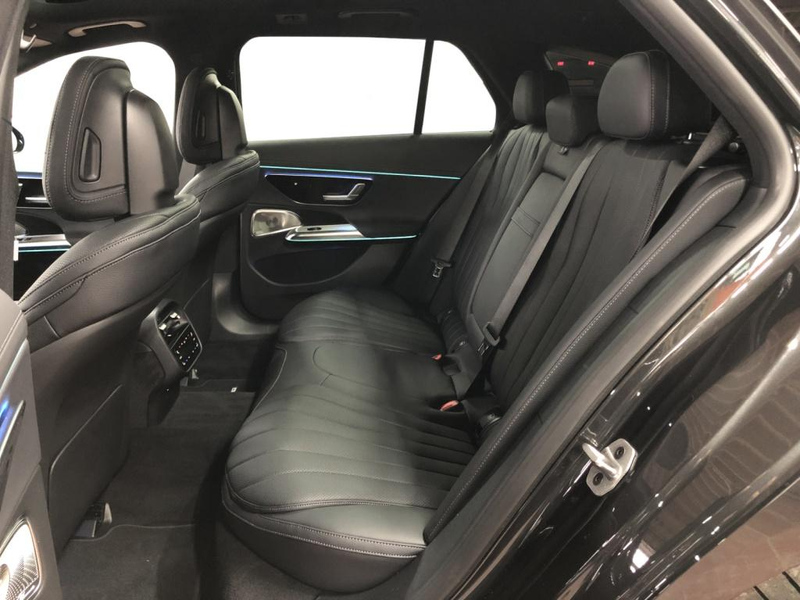 Mercedes-Benz E 450 d 4MATIC T-Modell AMG+MBUX+Superscreen+AHK — photo 9