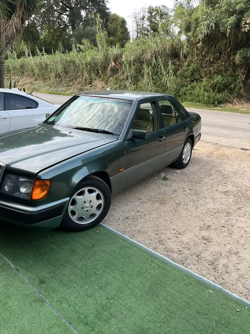 Mercedes-Benz E 200 (124) - 2