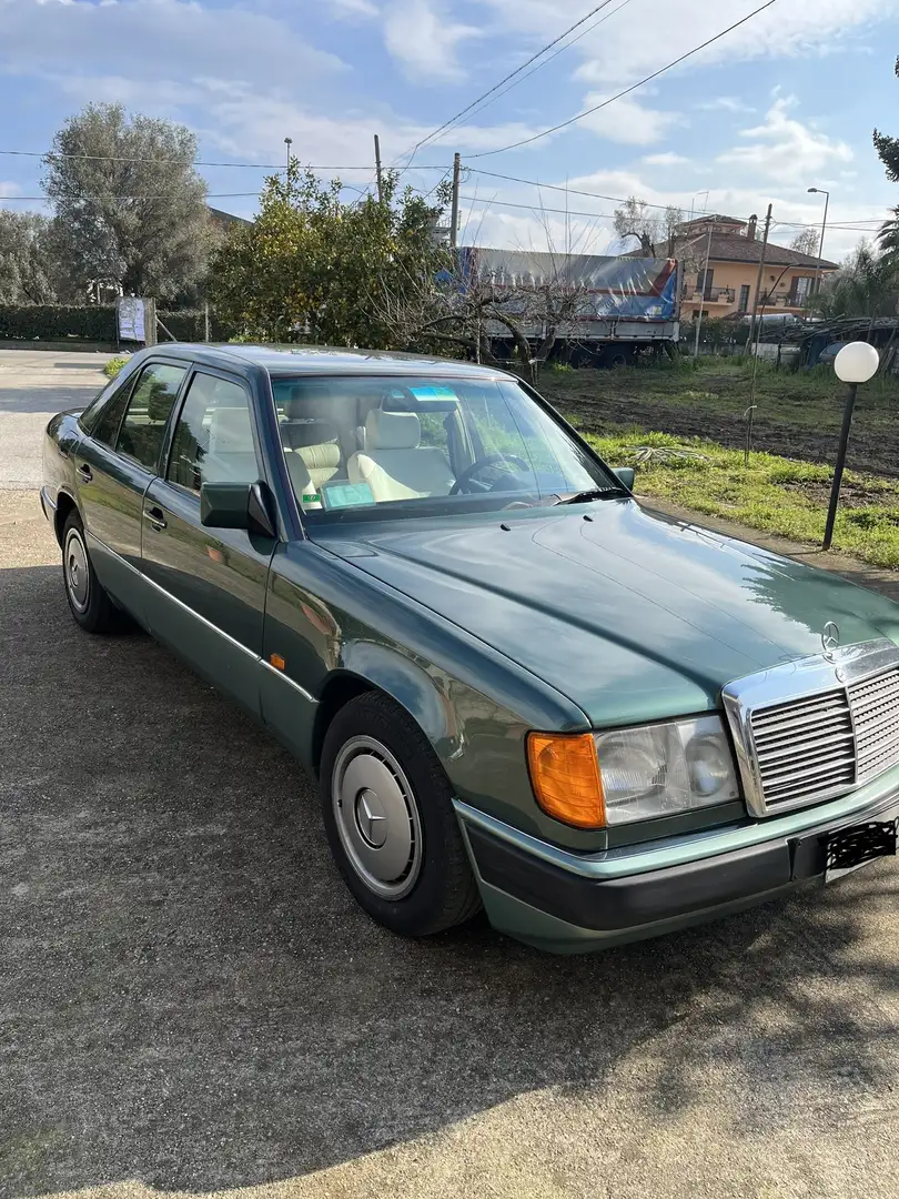 Mercedes-Benz E 200 (124) - 1