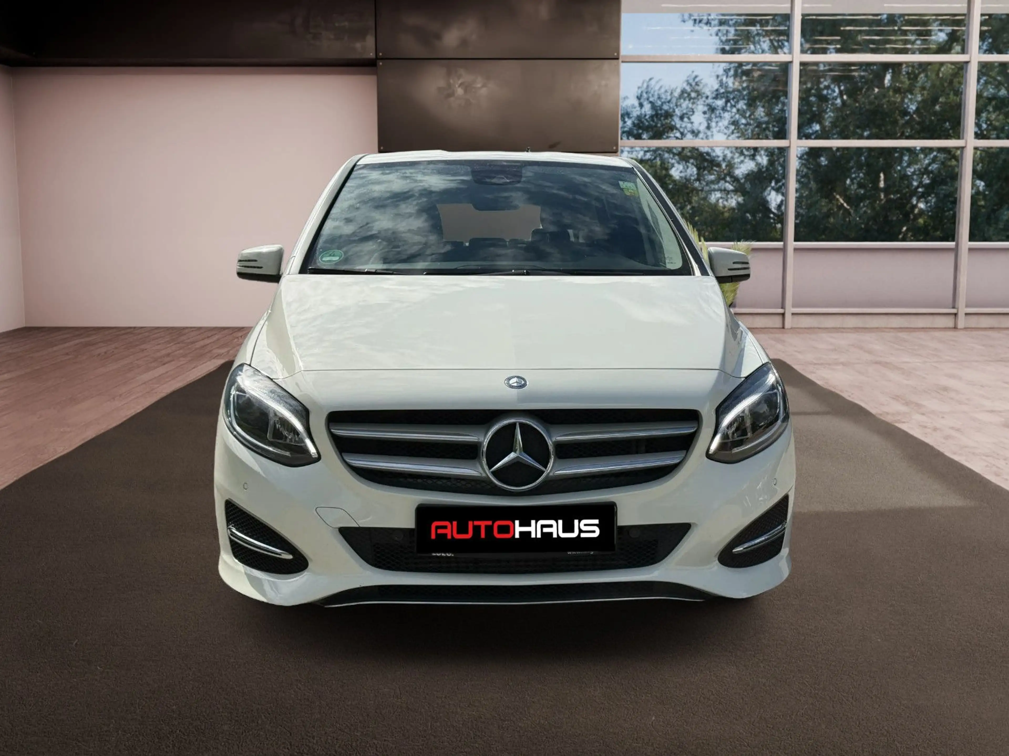 Mercedes-Benz B 180 B B 180 — photo 2