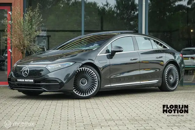Mercedes-Benz EQS